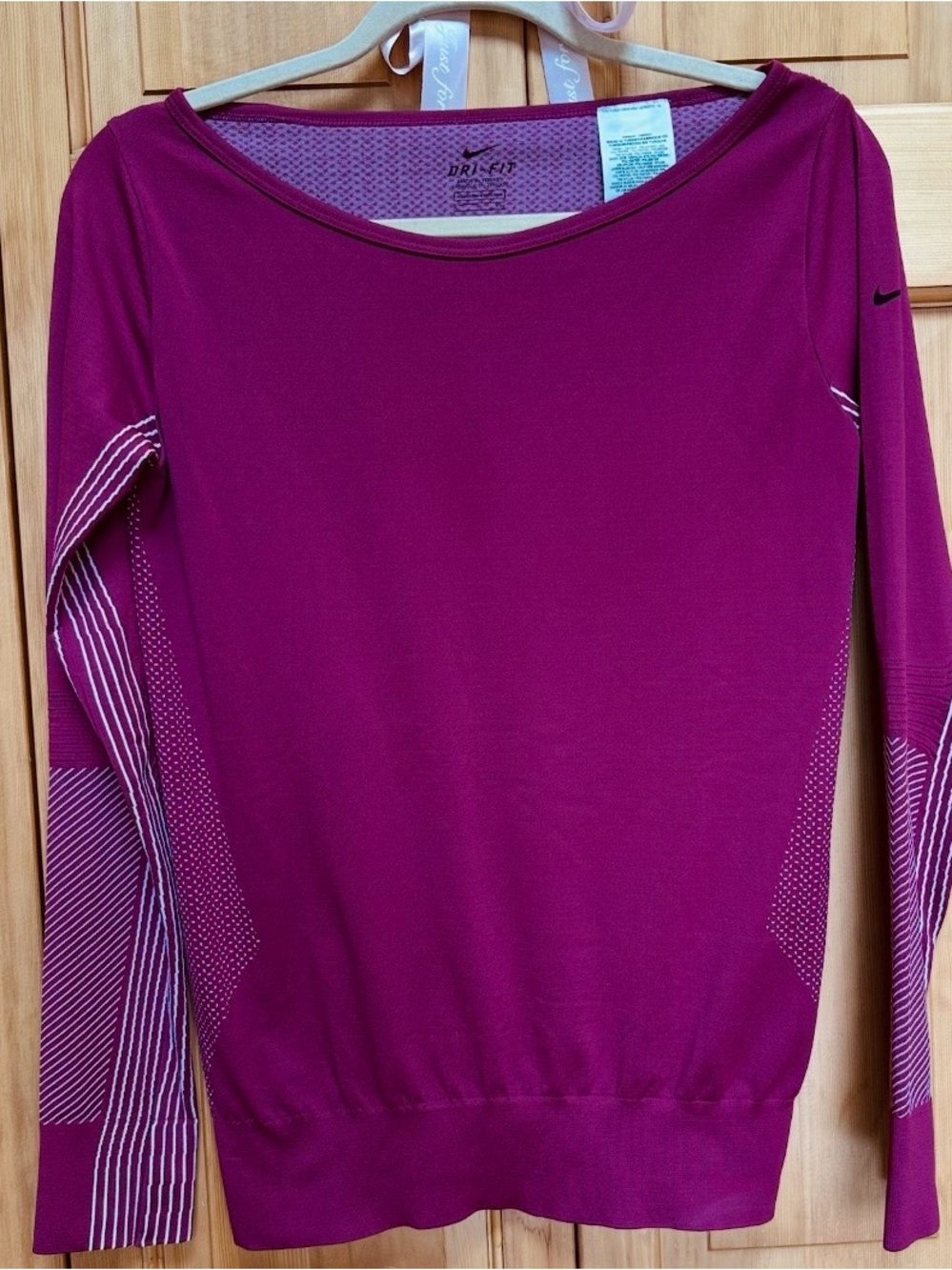 Nike Dri-FIT Epic Crew Knit Running Top Fuchsia S #35
